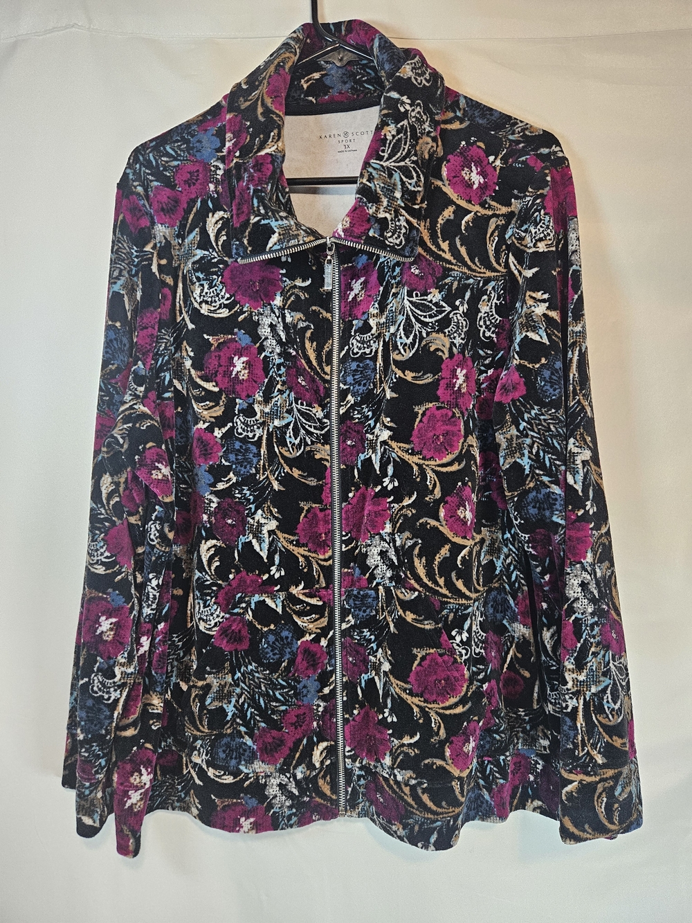 Karen Scott Sport with Magenta and Blue Floral Print Cotton Blend